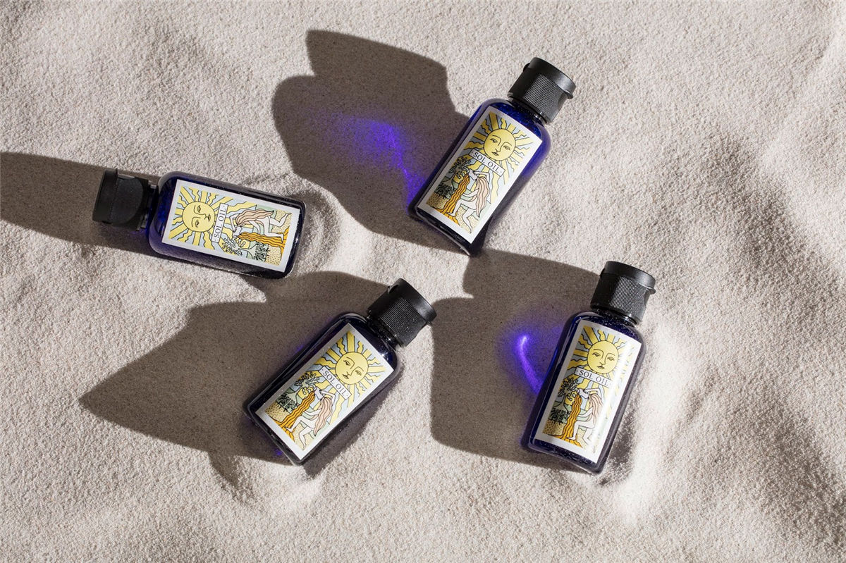 創(chuàng)意香薰包裝設(shè)計(jì)(圖4) 創(chuàng)意香薰包裝設(shè)計(jì)(圖4)