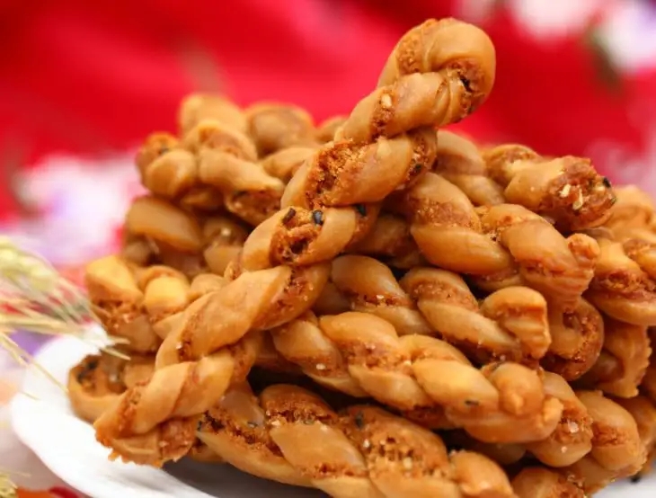 地方特產(chǎn)天津麻花小吃食品包裝這樣設(shè)計(jì)(圖1)