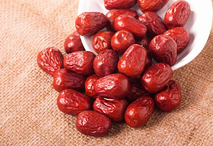 樓蘭紅棗食品包裝設(shè)計(jì)欣賞(圖3)